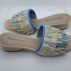 Donald Pliner Women's REISE2-R Slide Sandal